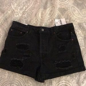 Forever 21 black distressed girlfriend shorts